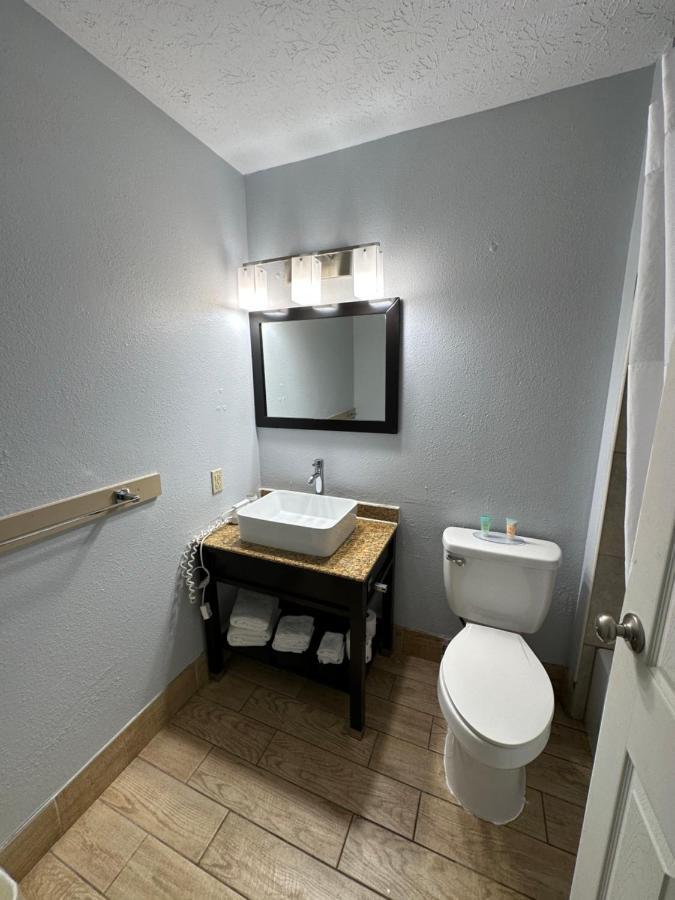 I65 Studio Suites Scottsburg Zewnętrze zdjęcie
